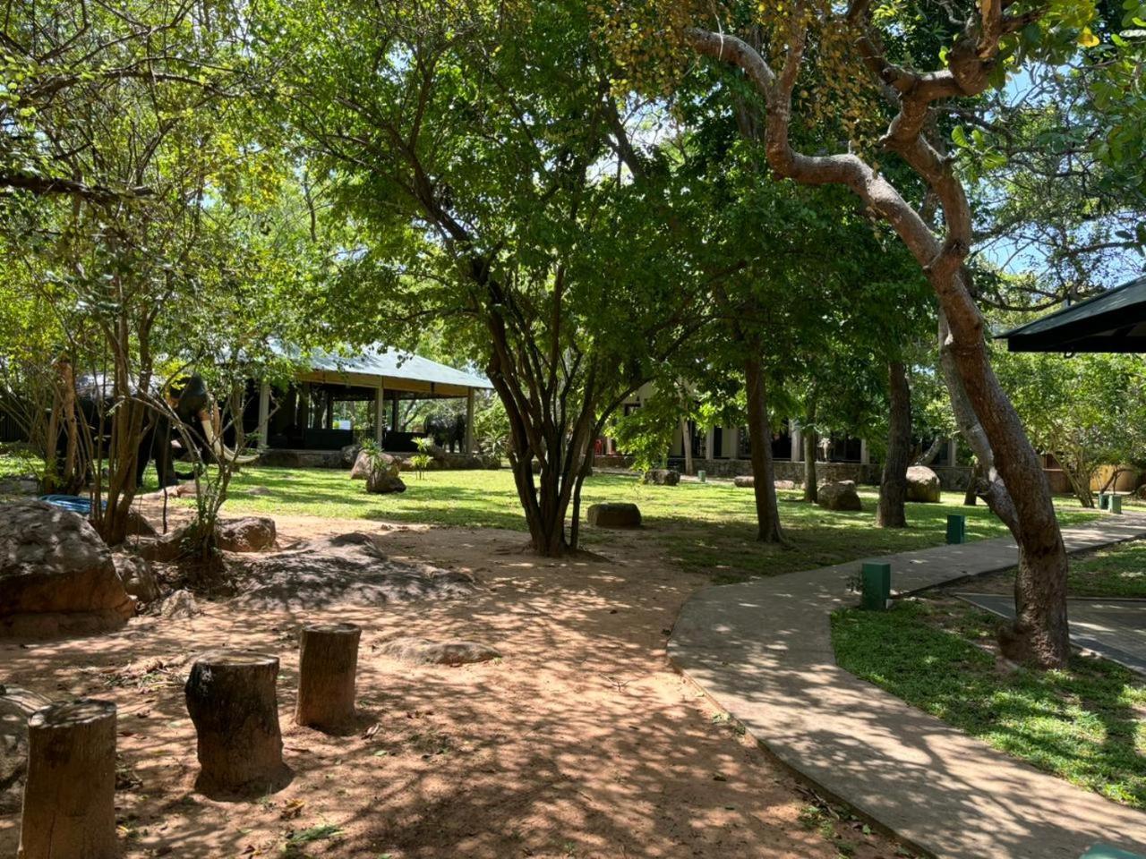 Hotel Elephant Reach Yala Buitenkant foto