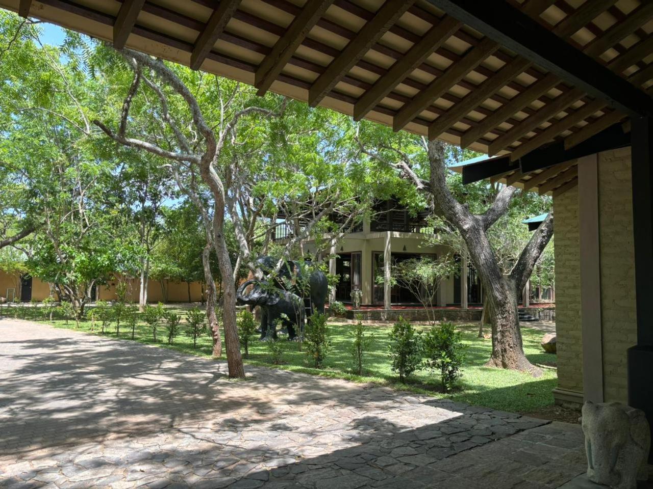 Hotel Elephant Reach Yala Buitenkant foto